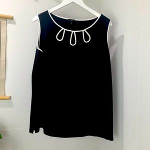 Talbots Scallop Keyhole Neck Jersey Sleeveless Top